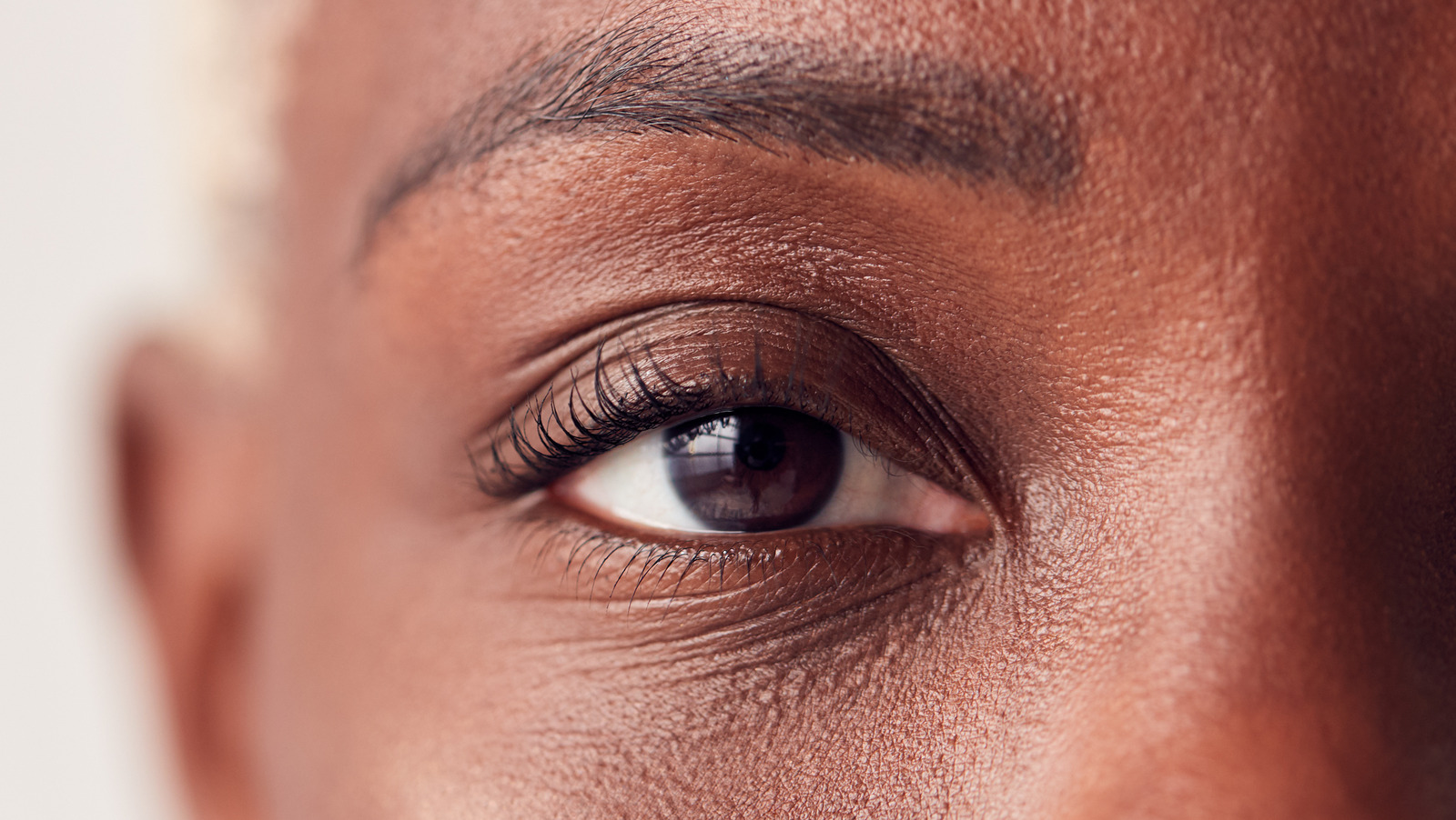 What Your Dominant Eye Does And How To Find It – Health Digest