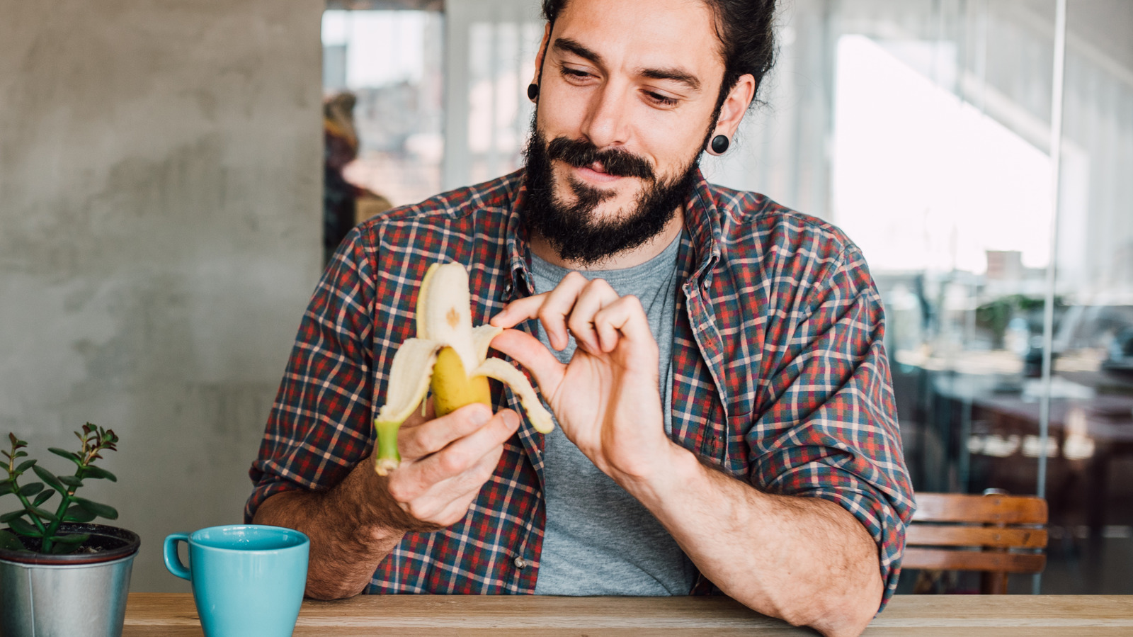 What It Means When Eating A Banana Makes You Gag – Health Digest