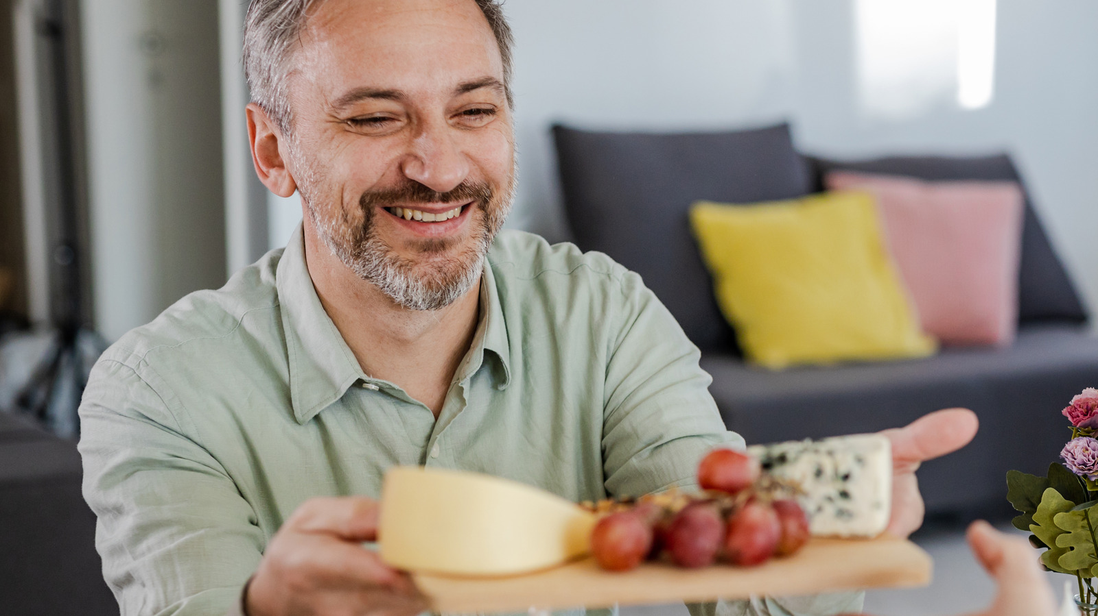 The Healthiest Cheeses You Can Eat (And Surprising Benefits Of Each) – Health Digest