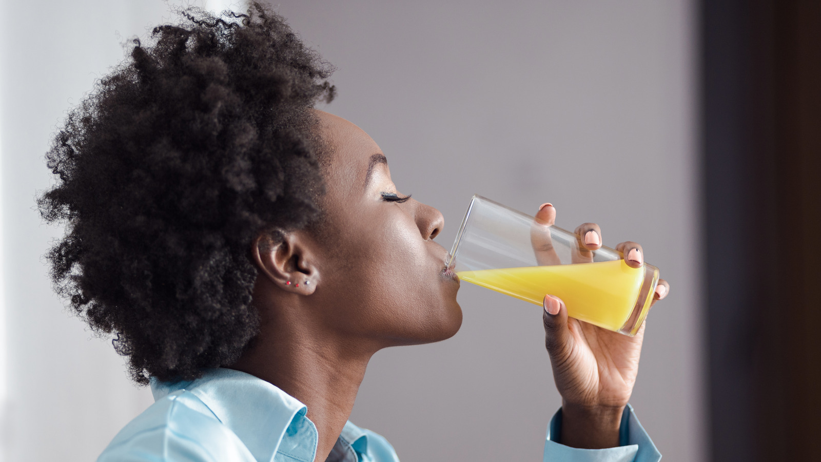 The Underrated Fruit Juice That Can Help You Poop Fast – Health Digest