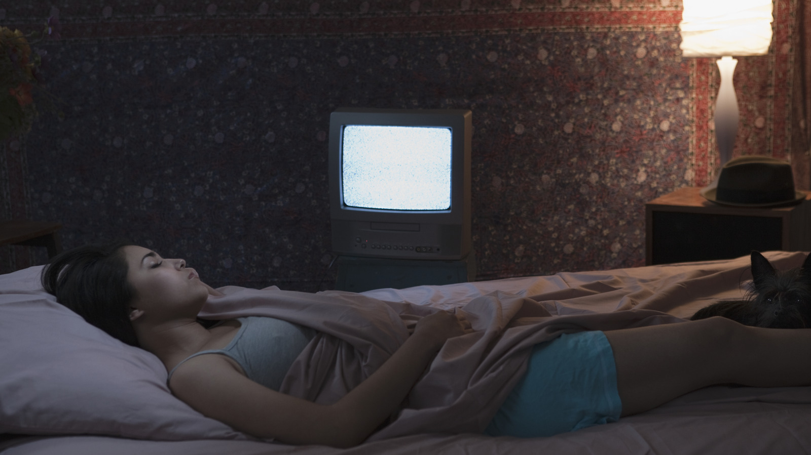 What Sleeping With The TV On Can Predict About Your Mental Health – Health Digest