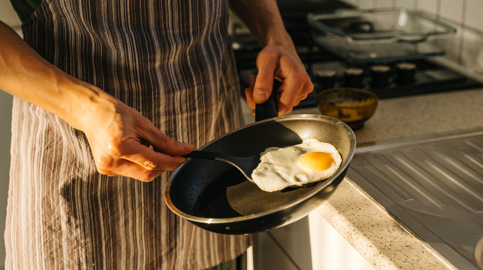 The Healthiest Oils To Use When Cooking Eggs (And Why It Matters) – Health Digest