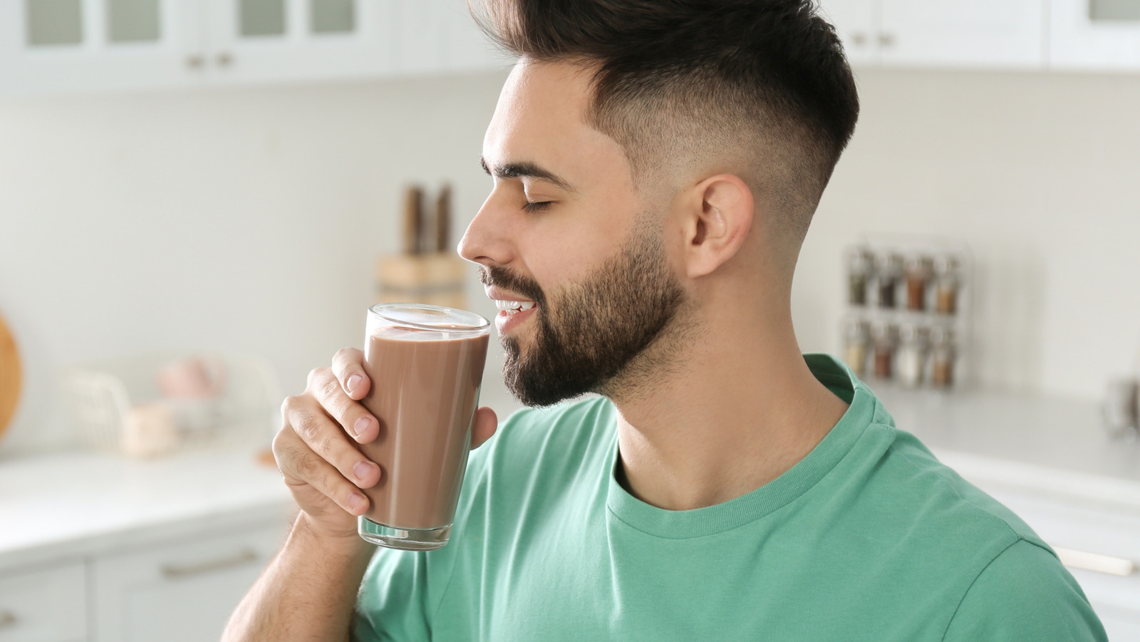 Drinking Chocolate Milk Has An Unexpected Effect On Your Workout Recovery – Health Digest