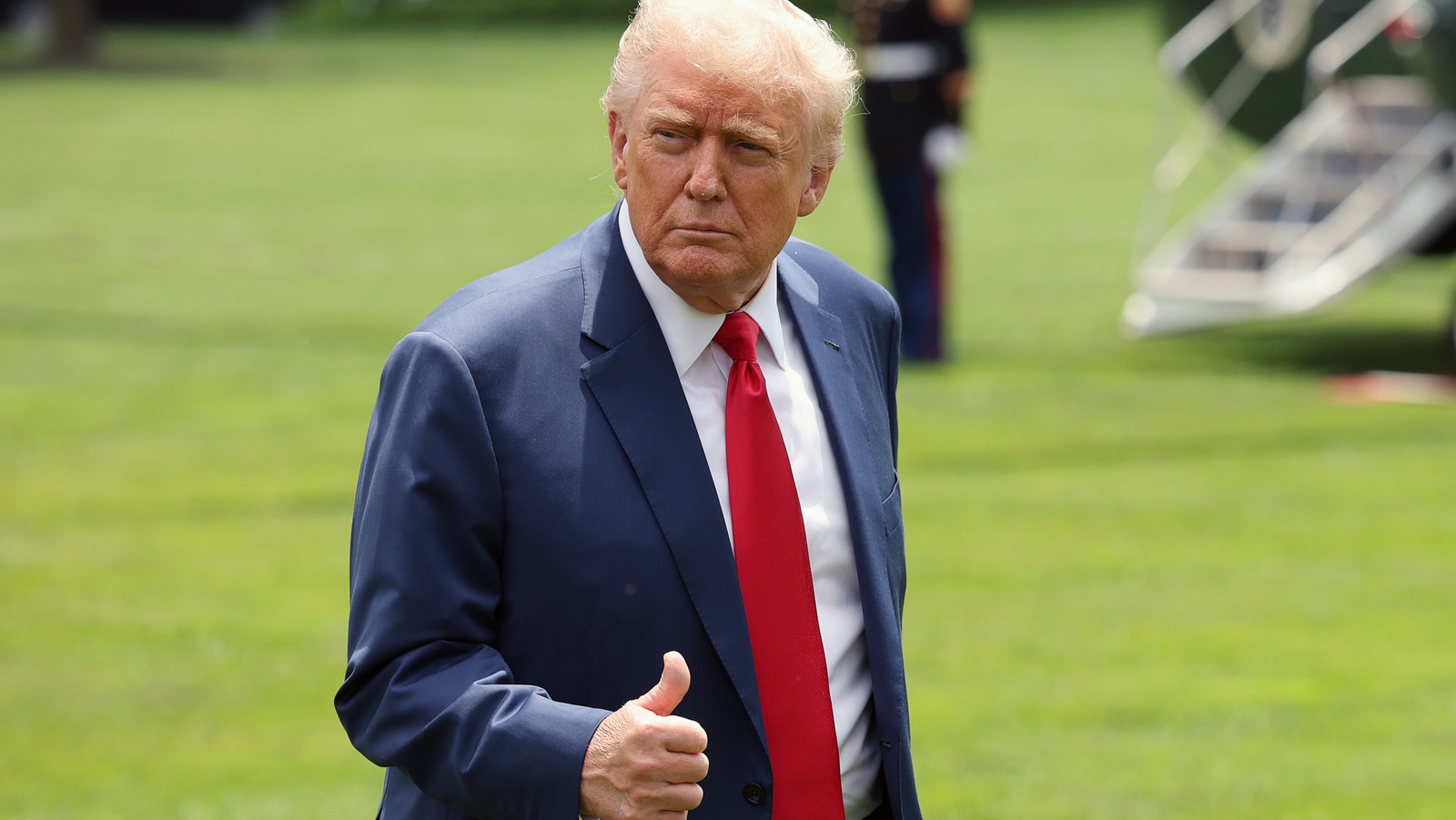Warning Signs That Prove Donald Trump’s Health Might Be On The Decline – Health Digest