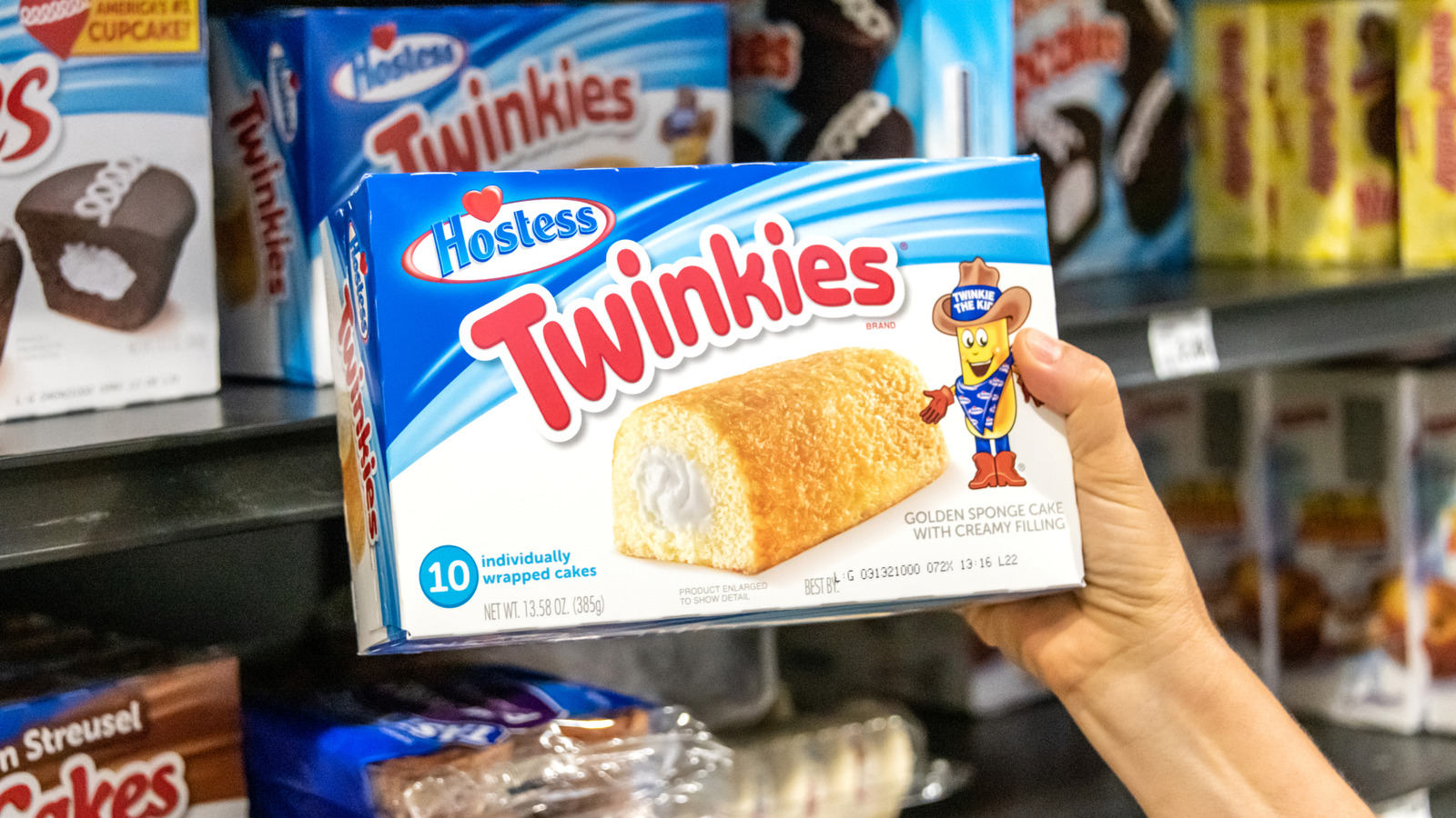 What Happens When You Eat An Expired Twinkie – Health Digest