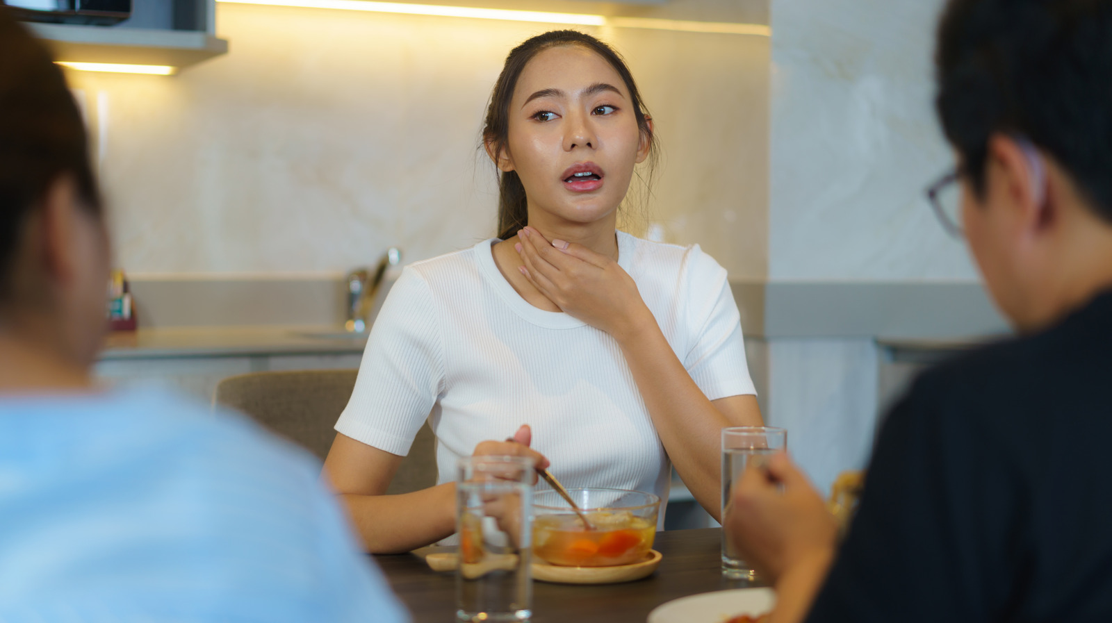 Why It Feels Like You Can’t Swallow When You Have Anxiety – Health Digest